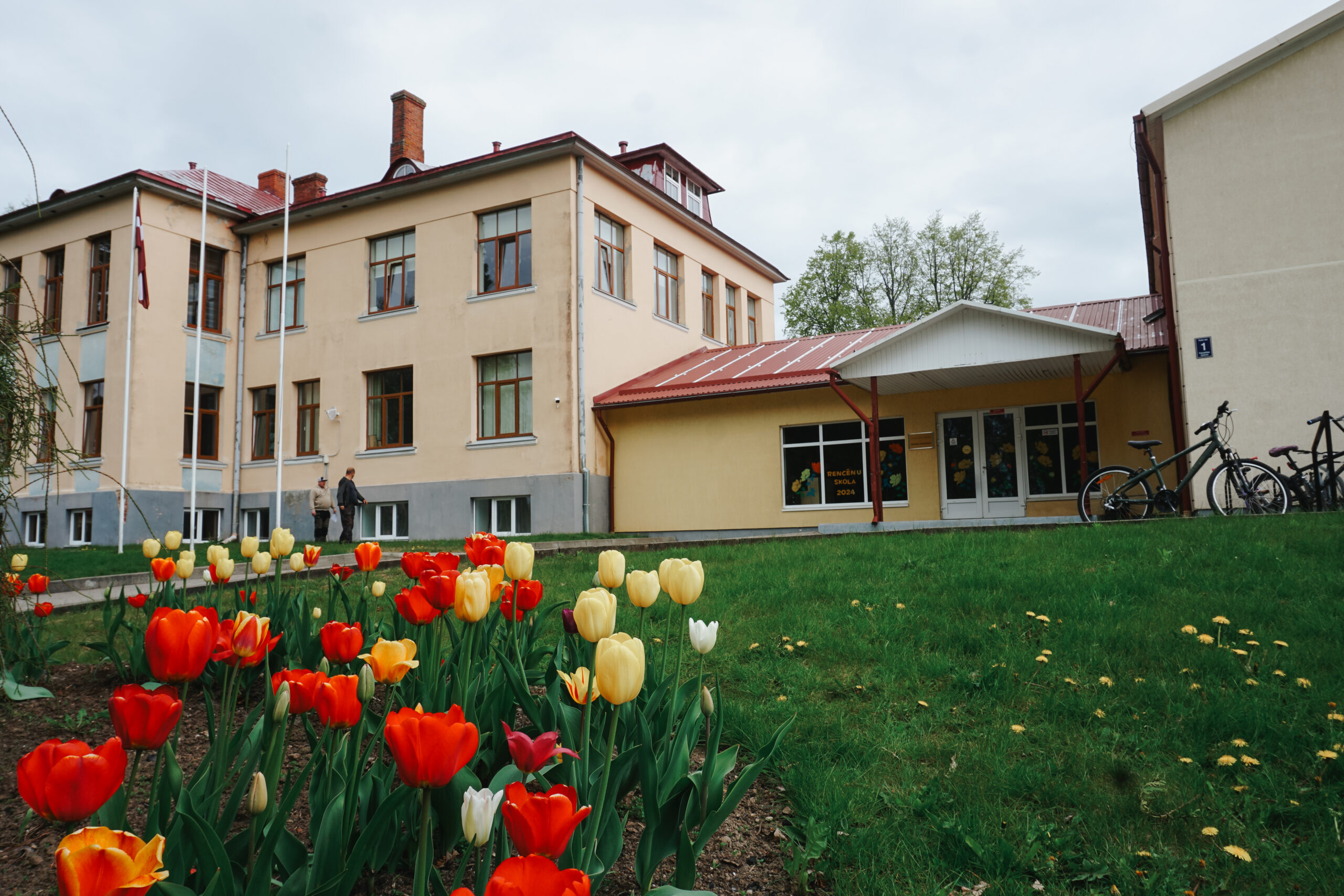 Rencēnu pamatskola