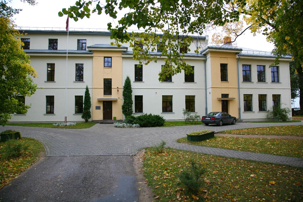 Jāņa Endzelīna Kauguru pamatskola